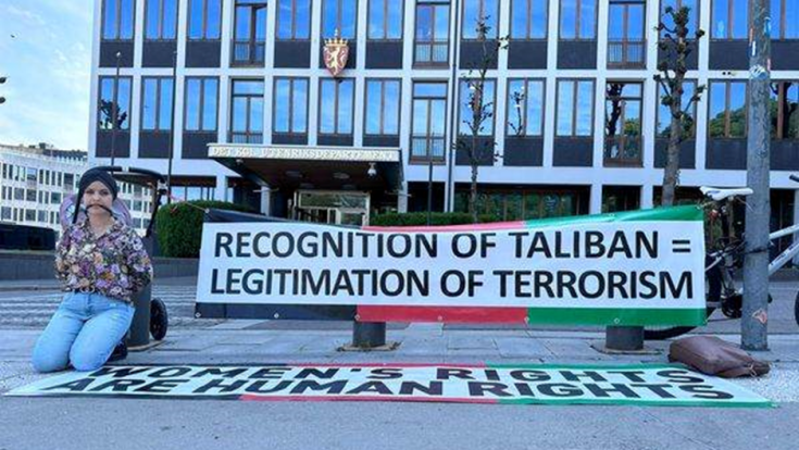 An Afghan woman’s protest in front of the Norwegian Foreign Ministry